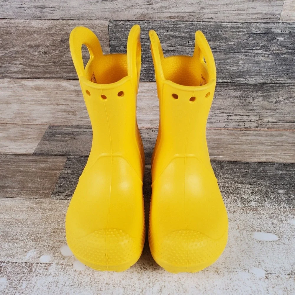 Crocs Handle It Kids Rain Boots Sz 9 C9 Yellow Rubber Slip On Round Toe Ankle